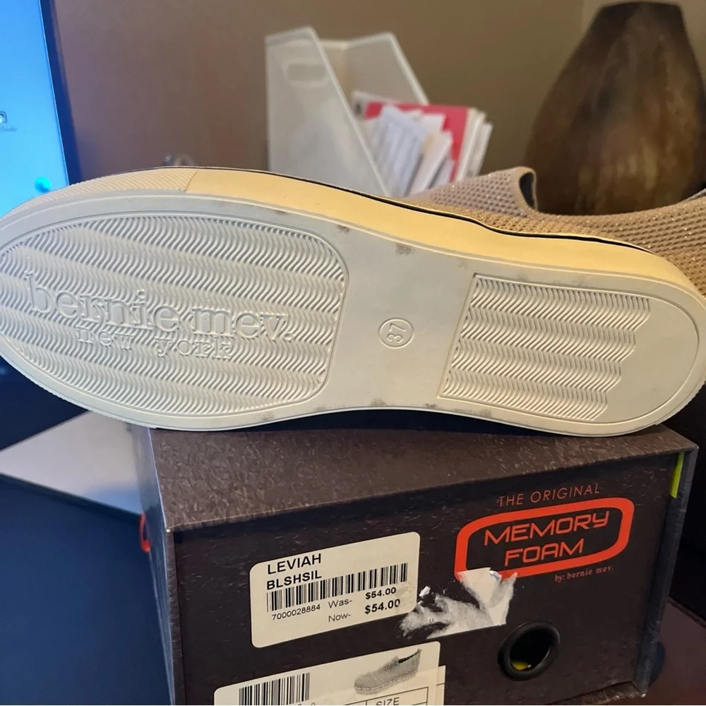 bernie mev. Beige Slip-On Women's Sneakers memory foam size 6.5 new